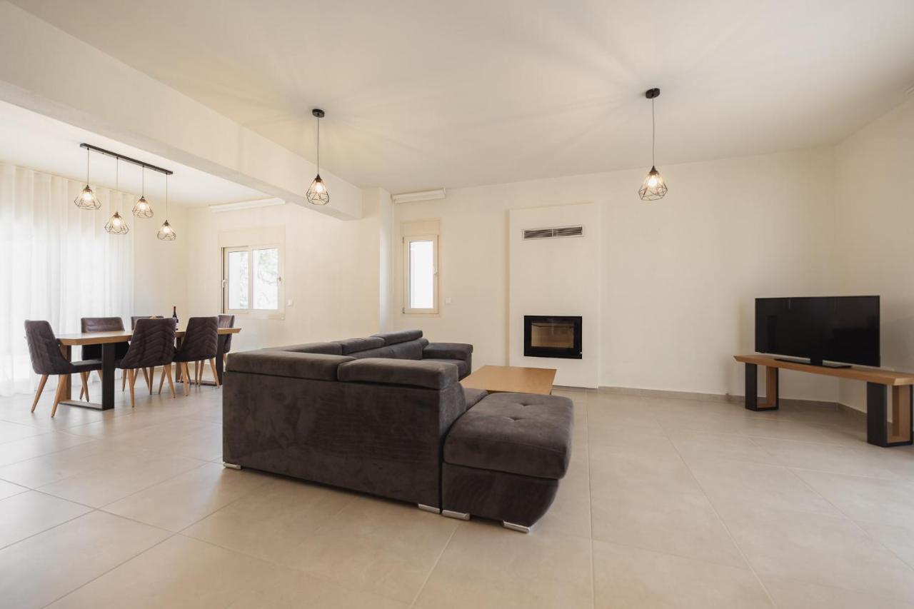 Kalisun Exclusive Villas Nea Kallikrateia Rum bild